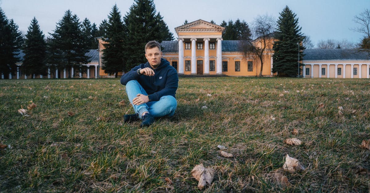 Incorporating Water Features into Hardscape Design for Gardens